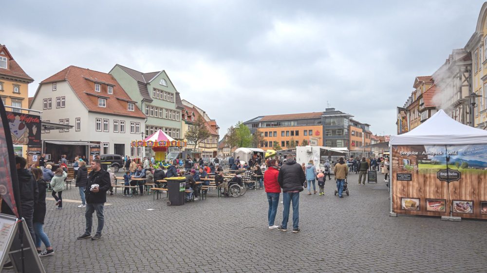 4. STREET-FOOD & MUSIK FESTIVAL